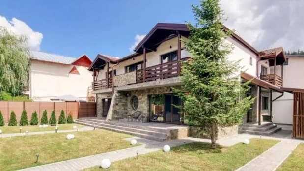 Top cazări unice la munte ideale pentru vacanțe relaxante în familie